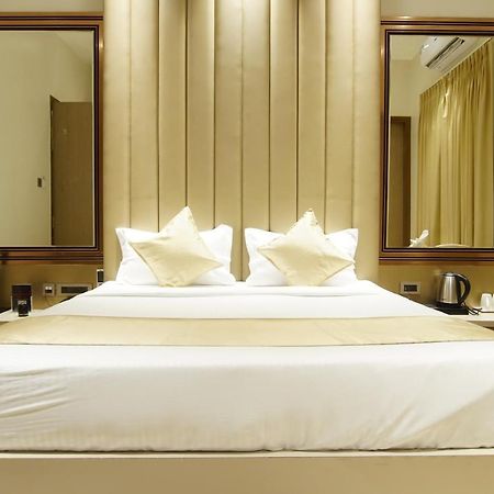 Red Orchid Hotel Kanpur Luaran gambar