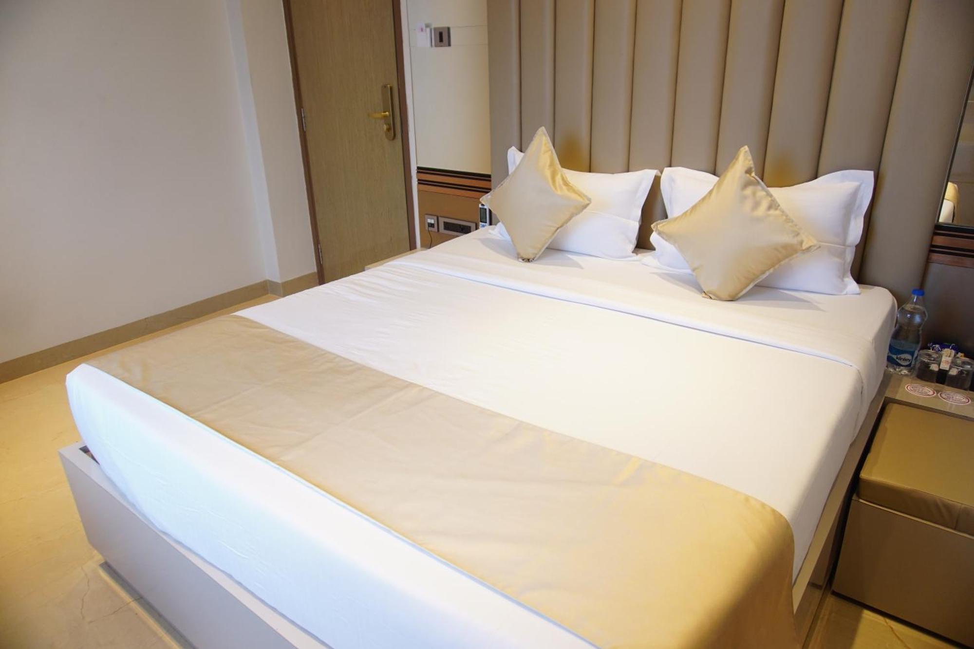 Red Orchid Hotel Kanpur Luaran gambar